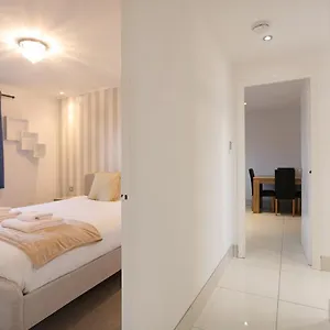 The South Maybury Apartment