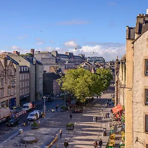 The West Bow View Apartment