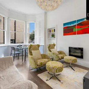 Spacious 1 Bed Ground Floor With Garden Apartment